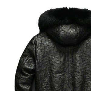 Veste en cuir de vachette véritable gaufré effet autruche, finition élégante, qualité supérieure, avec capuche doublée de fourrure amovible et fermeture robuste - Product Image 5