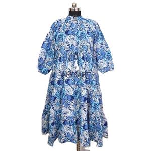 Robe pour femme en coton, style bohème décontracté, imprimé floral, manches courtes, froncée, motifs à boutons, lavable, taille naturelle, coupe trapèze - Product Image 1