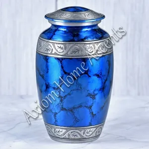 Urne funéraire élégante en aluminium, fabriquée à la main, avec des détails uniques pour honorifier les êtres chers par Axiom Home Accents - Product Image 5