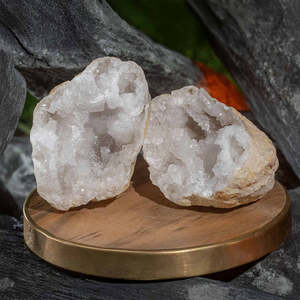 Wish cave Natural Quartz Geode <b>Crystal</b> <b>Cluster</b> Raw Stone Art Collectible Decor for Home Feng Shui Display - Product Image 6