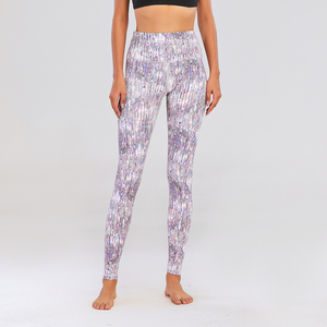 Leggings personnalisés avec logo pour femmes, vêtements de fitness, de gym et de yoga, leggings taille haute pour femmes, en vente, service OEM - Product Image 4