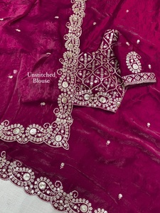 Sari en satin Fandy à effet bicolore avec broderies complexes et travail de zari, accompagné d'un chemisier bicolore non cousu - Product Image 6