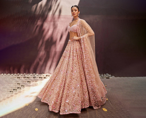 Vêtements traditionnels indiens pakistanais Lehenga Choli pour les événements de mariage au prix de gros directement auprès des fabricants indiens - Product Image 1