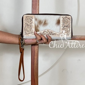 Nuevo Diseño, Cartera de Cuero Vacuno Genuino Hecha a Mano, Estilo Western con Flores Talladas, Bolso de Mano para Mujer - Product Image 1