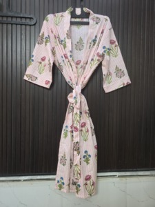 Robe de Douche Kimono Faite à la Main, Robe de Maternité, Cadeaux pour Femmes, Haut Kimono, Robe de Nuit, Robe de Plage - Product Image 4