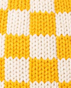 Gorro de punto personalizado con diseño de tablero de ajedrez amarillo y blanco, gorro de invierno cálido con puño, gorro de punto acrílico suave, unisex, estilo urbano. - Product Image 5