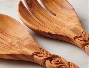 Ensemble de couverts en teck de qualité supérieure avec manches à motif de feuille, sculptés à la main, parfaits pour les mariages, les dîners et la cuisine - Product Image 2