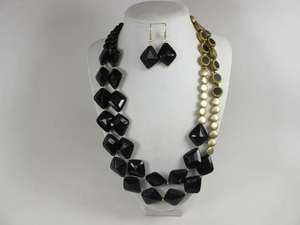 Collier en résine de luxe, couleurs mélangées, grosses perles transparentes, collier pour femmes pour les fêtes - Product Image 3