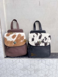 Mochila de Cuero Genuino con Patrón de Piel de Vaca, Estilo Bohemio, Unisex, con Cierre de Cremallera - Product Image 6