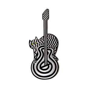 Gato sentado sobre una guitarra – Bordado termoadhesivo digitalizado para diseños, logotipos, parches - Product Image 1