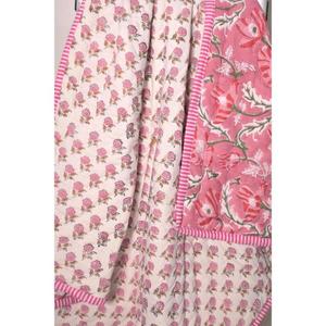 Couverture classique en coton fleuri pour tout-petit, réversible, faite à la <span class=keywords><strong>main</strong></span>, couette bébé été/hiver, personnalisable, literie de crèche, <span class=keywords><strong>cadeau</strong></span> de naissance - Product Image 4
