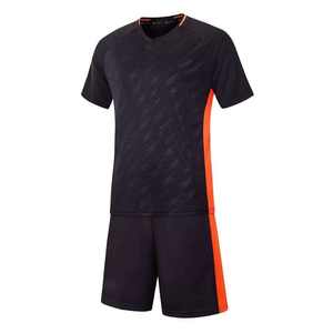 Ensemble de maillot de football de haute qualité à manches courtes, respirant, à séchage rapide, 100% polyester, logo personnalisé - Product Image 5