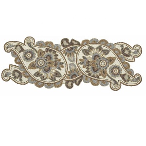 Chemin de table perlé en verre fabriqué à la main, dernier design, chemin de table pailleté moderne pour table à manger, décorations de fêtes de mariage - Product Image 5