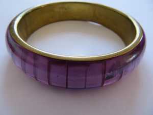 Bracelets pour femmes en résine brillante, imperméables, finition métallique, couleurs personnalisées, uniques, faits à la main, cadeau d'affaires, événements festifs, sur mesure - Product Image 2