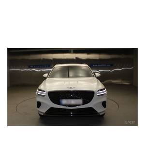 Genesis GV70 2.5T 2024, Gasolina, Tracción en las Cuatro Ruedas, Caja de Cambios Automática, Asientos de Cuero, Cámara Trasera, 37,975 km, Volante a la Izquierda - Product Image 3