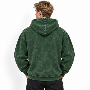 Sudadera con capucha moderna para hombre con efectos de teñido pigmentado, tela suave y un estilo vintage atractivo para la moda urbana. - Product Image 3