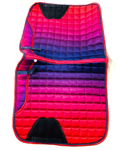 Tapis de selle d'équitation personnalisés haut de gamme en polyester satiné avec mousse de polycoton de haute qualité - Product Image 4