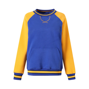 Sweat-shirt à col rond en chenille bicolore SGRho avec poches, personnalisable OEM, pull en molleton à col rond pour femmes avec lettres de sororité grecque - Product Image 1