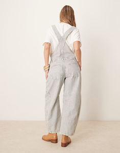 Salopette en jean pour femme de style vintage, bretelles réglables, coupe ajustée, douce et confortable, tenue décontractée streetwear - Product Image 2
