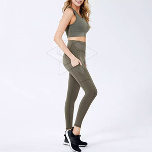 Conjunto de yoga transpirable para mujer, para entrenamiento y fitness, tela ligera para sesiones de yoga, uso en el gimnasio y uso diario. - Product Image 5