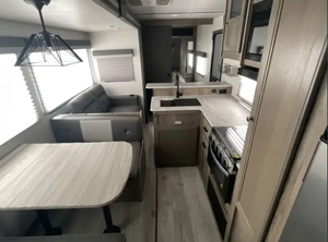 2020 2022 2024 F-o-r-e-s-t R-i-v-e-r Surveyor 276BHLE Camping-car, Caravane, Autocaravane, Maison mobile - Product Image 4