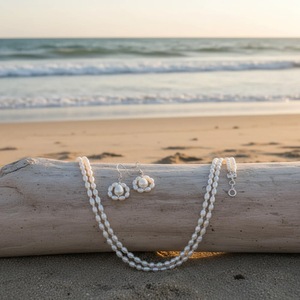 Collier classique artisanal de 47 cm en gros avec perle d'eau douce ovale, bijoux en pierres précieuses naturelles de qualité AA en provenance d'Inde - Product Image 1