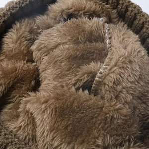 Gorros de punto clásicos para hombre al por mayor, gorros de lana cálidos y elegantes, sombreros de invierno cómodos y versátiles para clima frío - Product Image 4