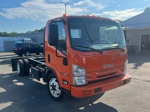 Camión Tractor Diésel de Alto Rendimiento de 10 Ruedas 6x4 para Logística de Carga Pesada y Transporte por Carretera - Product Image 2