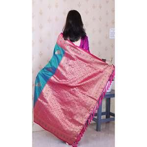 Sari en soie verte douce Banarasi tissé Zari motif paon, vêtements indiens et pakistanais, Elite Weaves 650g - Product Image 4