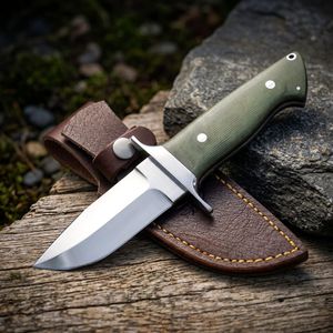 Cuchillos de Caza Hechos a Mano con Construcción de Acero Resistente y Mango Cómodo para Acampar, Hacer Senderismo y Desollar al Aire Libre - Product Image 5