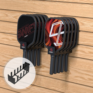 Soporte de exhibición para palas de pickleball de metal para slatwall de tienda de deportes - Product Image 1