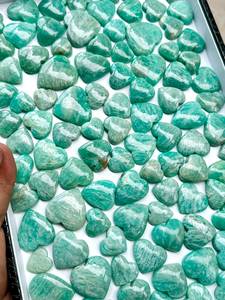 Lot en gros de cabochons en amazonite naturelle en forme de cœur, pierres précieuses en vrac pour la fabrication de bijoux, pendentifs et bagues. - Product Image 4