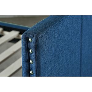 เตียงเดย์เบดหุ้มผ้าสีน้ำเงิน 1 ตัว พร้อมเตียงเสริมแบบดึงออกได้ ตกแต่งด้วยหมุดโลหะ โครงไม้ เฟอร์นิเจอร์เตียงหุ้มผ้า - Product Image 3