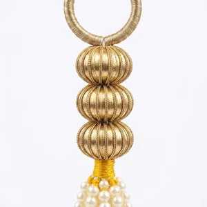 Attaches de rideaux en perles glamour avec pompons et perles florales, 4 pièces, décoration intérieure, décoration murale pour salon - Product Image 5