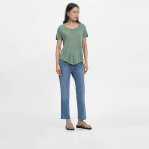 เสื้อยืดแขนสั้นผู้หญิงรุ่นใหม่ล่าสุด ทรงโอเวอร์ไซส์ ผ้าฝ้ายผสมโพลีเอสเตอร์ ขายดี ใส่สบาย เสื้อยืดผู้หญิงสำหรับผู้ใหญ่ - Product Image 1