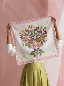 Bufanda de Satén Personalizada con Estampado para Moda Europea e Israelí, Marca Privada, Eventos Corporativos, Regalos Empresariales, OEM, ODM - Product Image 5