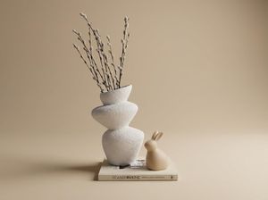 Vase en céramique artisanal de haute qualité, style Wabi-Sabi vintage, en grès cuit au four, pour table, par UO INDIA - Product Image 4