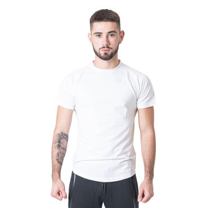 T-shirt de sport pour homme, coupe ajustée, en polyester, personnalisable, avec logo sur le devant, séchage rapide, pour la course à pied, la remise en forme, la salle de sport - Product Image 2