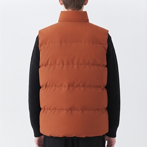 Chaleco Acolchado sin Mangas con Cuello Alto Color Naranja para Hombre Hawk Eye, Chaqueta Casual de Invierno Resistente al Viento con Bolsillos Delanteros y Cierre de Cremallera - Product Image 2