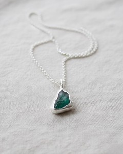 Natural Raw <b>Emerald</b> <b>Pendant</b> Necklace Green Crystal Gemstone Handmade Silver Jewelry Healing Stone Boho Women Gift - Product Image 4