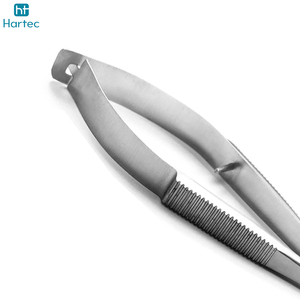 Tijeras de Acero Inoxidable con Punta Curva para Recortar y Dar Forma a Pestañas y Cejas, para Diestros, con Resorte para Cutículas - Product Image 6