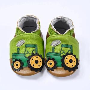 Zapatillas Deportivas para Bebé al por Mayor, Diseño de Cuero, Cordones Elásticos sin Atar, Color Personalizado, Venta al por Mayor de Fábrica en Sialkot - Product Image 4