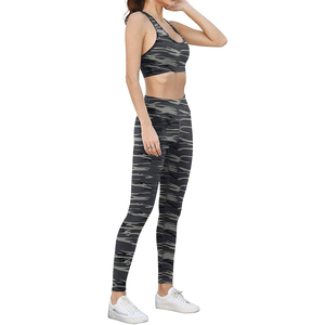 Ensemble de yoga 2 pièces pour femme : Crop top et leggings – Tenue de sport extensible pour la gym et le fitness – Vêtements de sport personnalisables en gros - Product Image 3