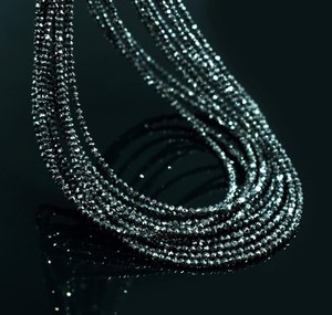 Perles Rondelles Facettées en Diamant Noir Naturel 1,5-2,5 mm, Fil de Perles de Pierres Précieuses en Vrac pour la Fabrication de Bijoux en Gros - Product Image 3
