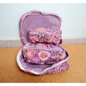 ชุดกระเป๋าผ้าฝ้ายลายดอกไม้แบบเย็บติดกัน 3 ชิ้น สำหรับจัดเก็บเครื่องสำอางและอุปกรณ์เดินทางอย่างมีสไตล์ ชุดกระเป๋าเครื่องสำอางลายดอกไม้ - Product Image 4