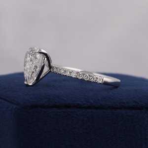 Bague Classique de Luxe pour Femme en Argent Sterling 925 Plaqué Rhodium avec Diamant de Laboratoire de 2,50 Carats Taille Brillant Certifié IGI – Tendance - Product Image 2