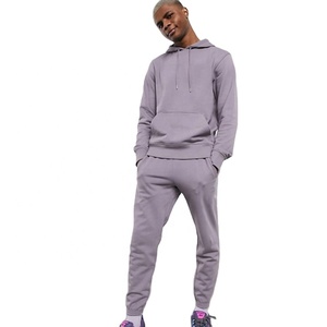 Ensemble de survêtement molletonné oversize personnalisé pour homme – Style streetwear ample pour l'entraînement et le sport - Product Image 5