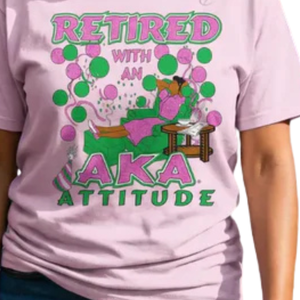 T-shirt imprimé pour femme « Retired with Attitude », en coton premium, motif graphique, décontracté, mode, vêtement de tous les jours - Product Image 6