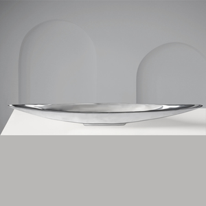 Bol décoratif en métal argenté en forme de bateau pour présenter magnifiquement le pot-pourri, idéal pour sublimer votre décoration intérieure moderne et vos services de table. - Product Image 2