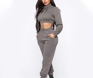 Ensemble de survêtement en molleton à capuche 2 pièces pour femme, couleur unie, coupe ample, décontracté, toutes saisons, pantalon de jogging rose avec cordon de serrage - Product Image 6
